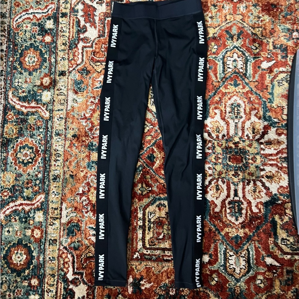 Ivy Park Black Workout Leggings size Small